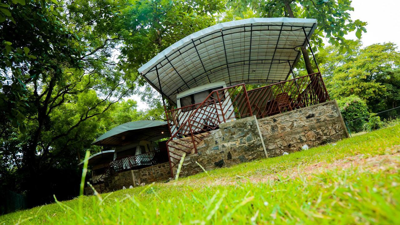 Bed and Breakfast Malwathu Oya Caravan Park à Anurâdhapura Extérieur photo