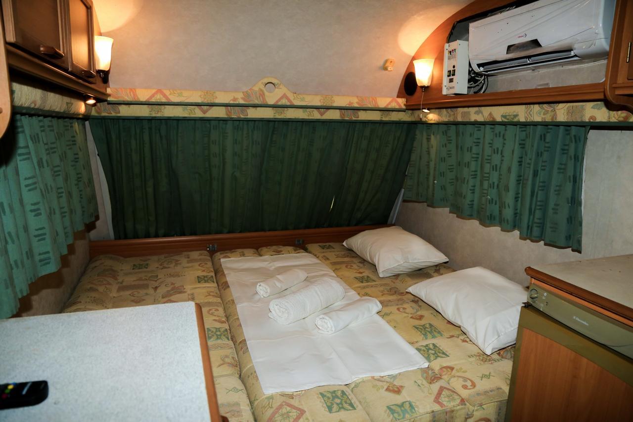 Bed and Breakfast Malwathu Oya Caravan Park à Anurâdhapura Extérieur photo